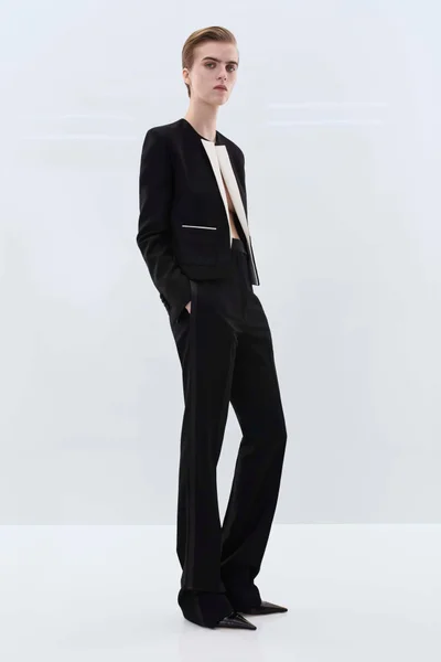 Look 7